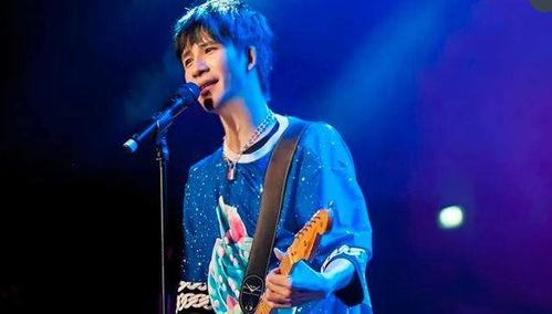 娱乐圈吃瓜大集合抖音,抖音“吃瓜大集合”带你领略明星幕后故事